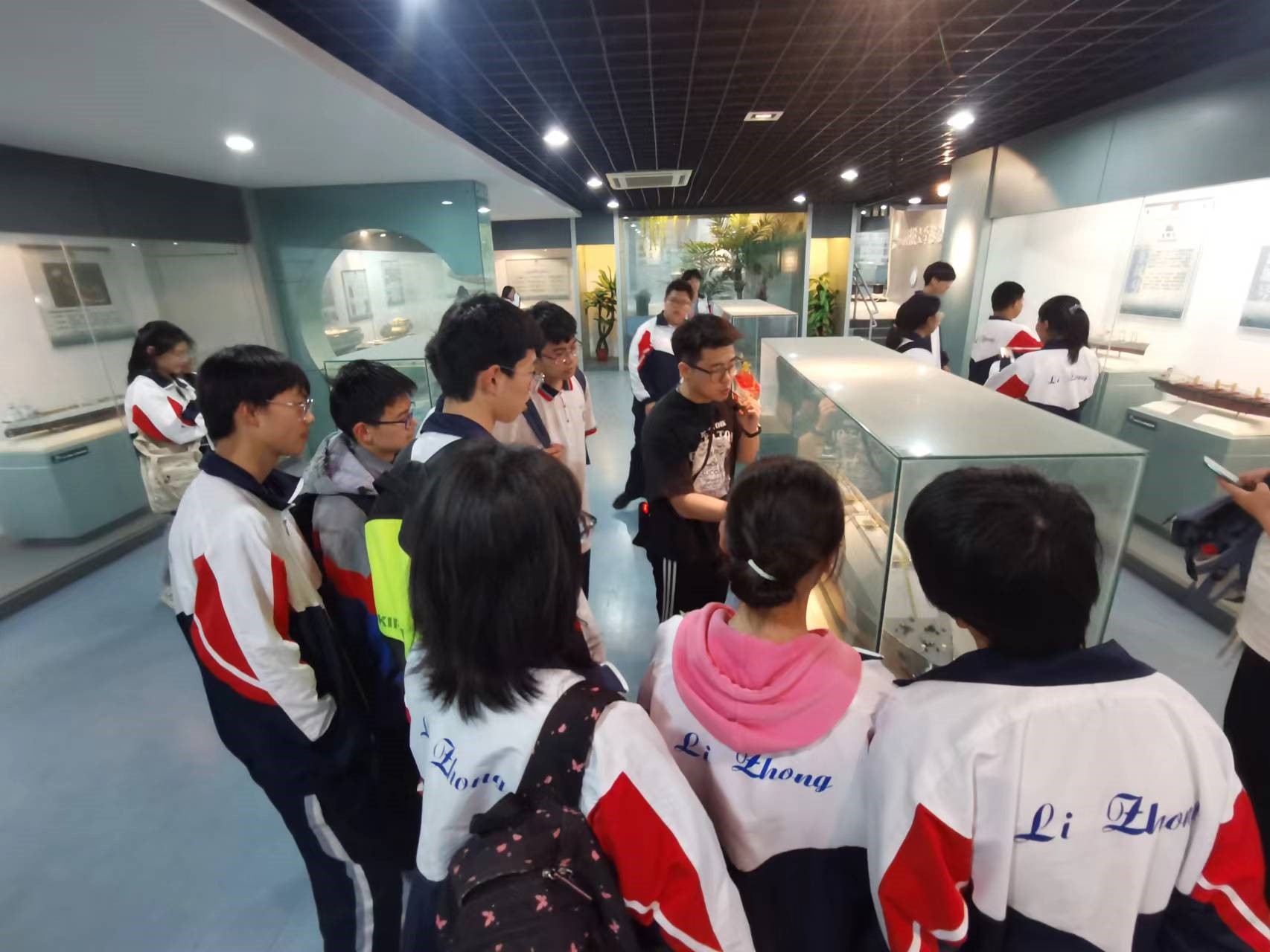 1682215732100589.jpg 11.jpg