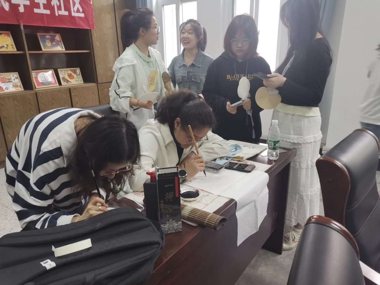 1713188339842496.jpg 1713188339842496.jpg