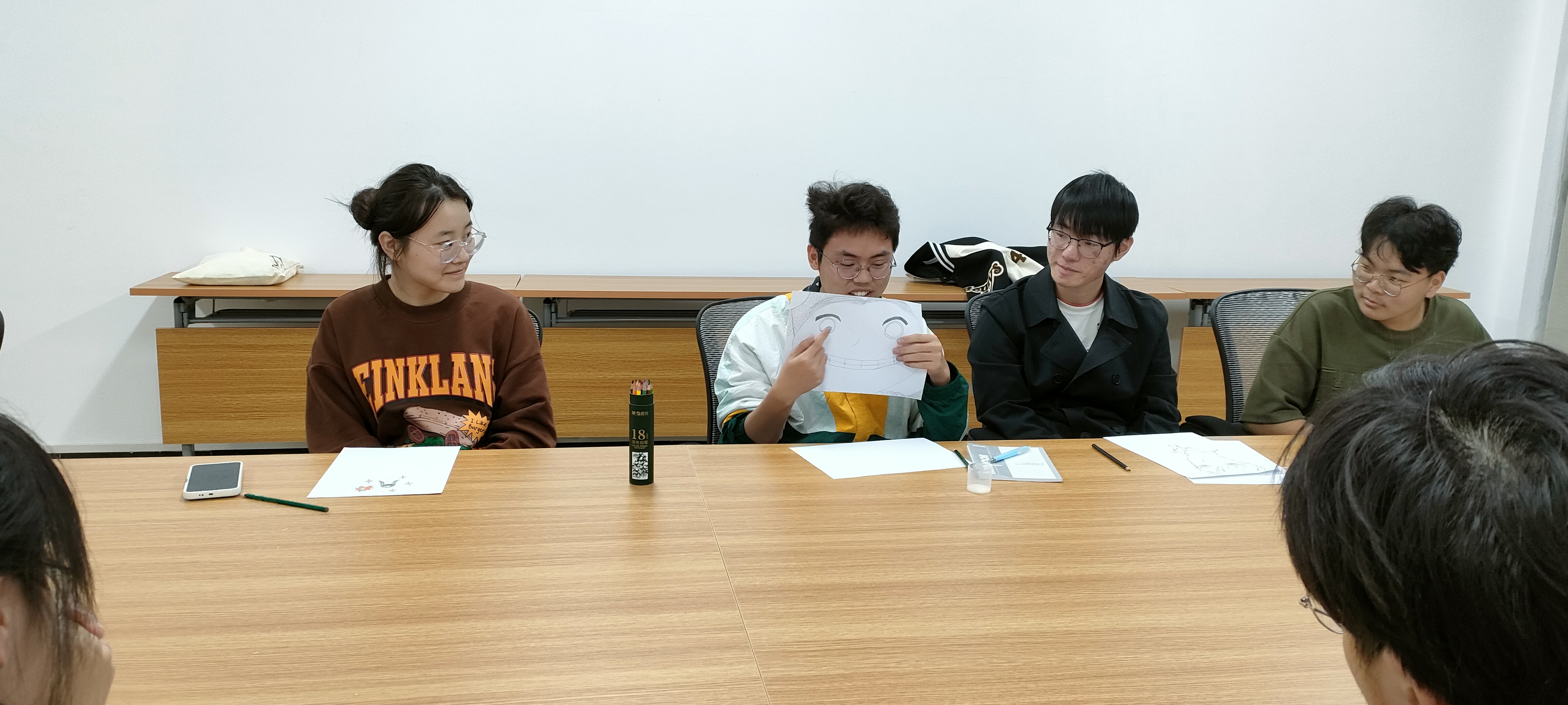 1667467146659376.jpg 1667467146659376.jpg