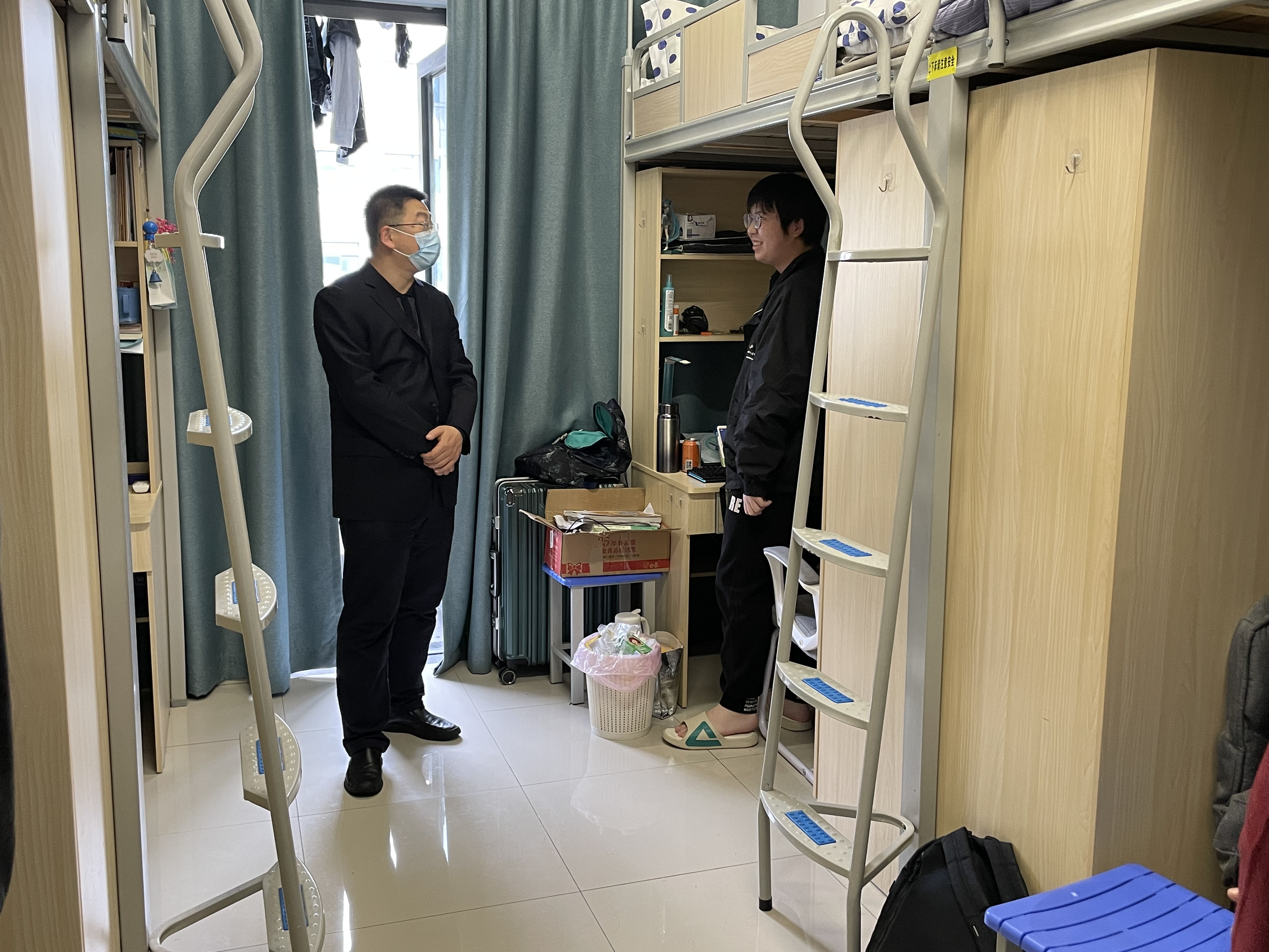 1669775033622455.jpg 走访宿舍.JPG