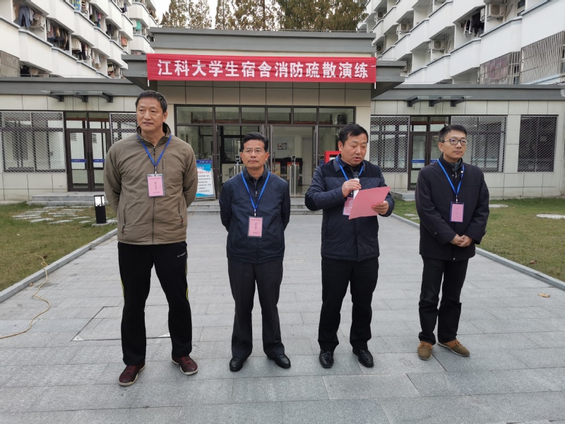 1636694297747311.jpg ce75b903-8046-4c80-8c99-aa494defca4e.jpg