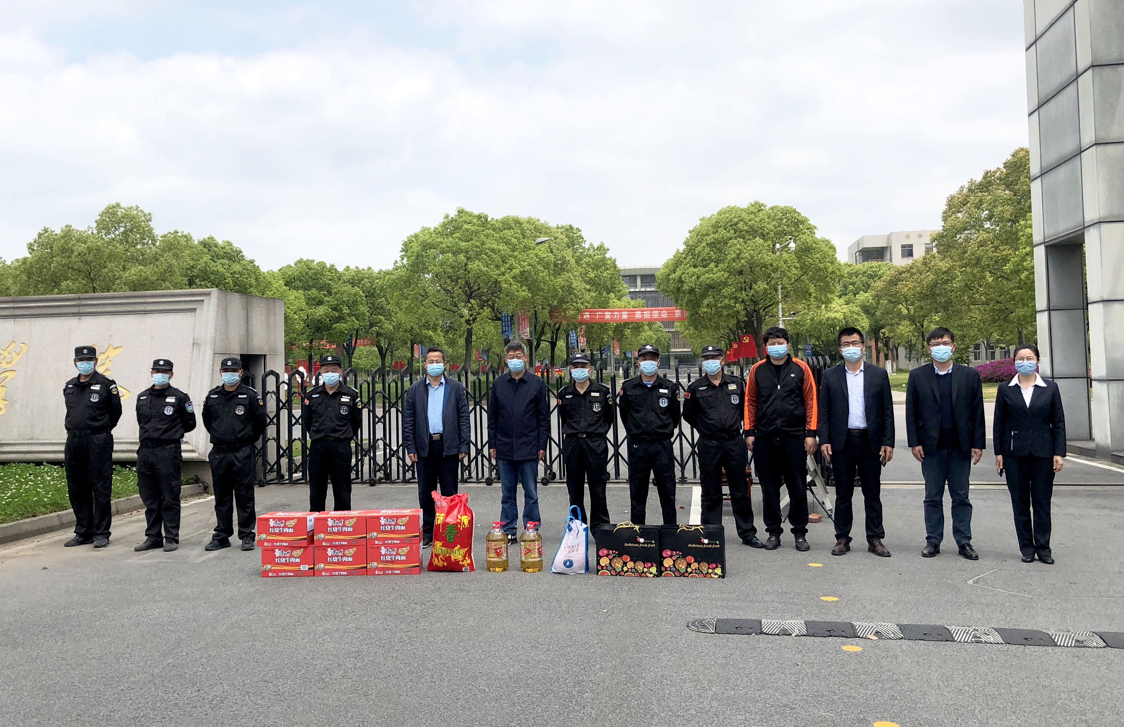 1651717357977794.jpg 02.jpg