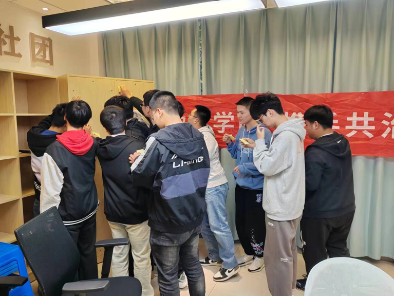 1679046770303808.png 图片2.png