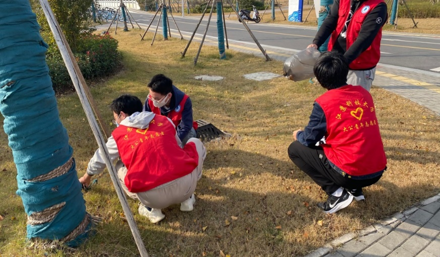 1637754938313331.png 图片2.png