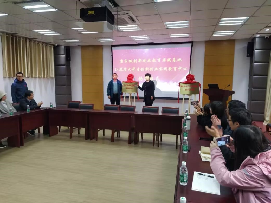 1700058566668513.jpg 2.jpg