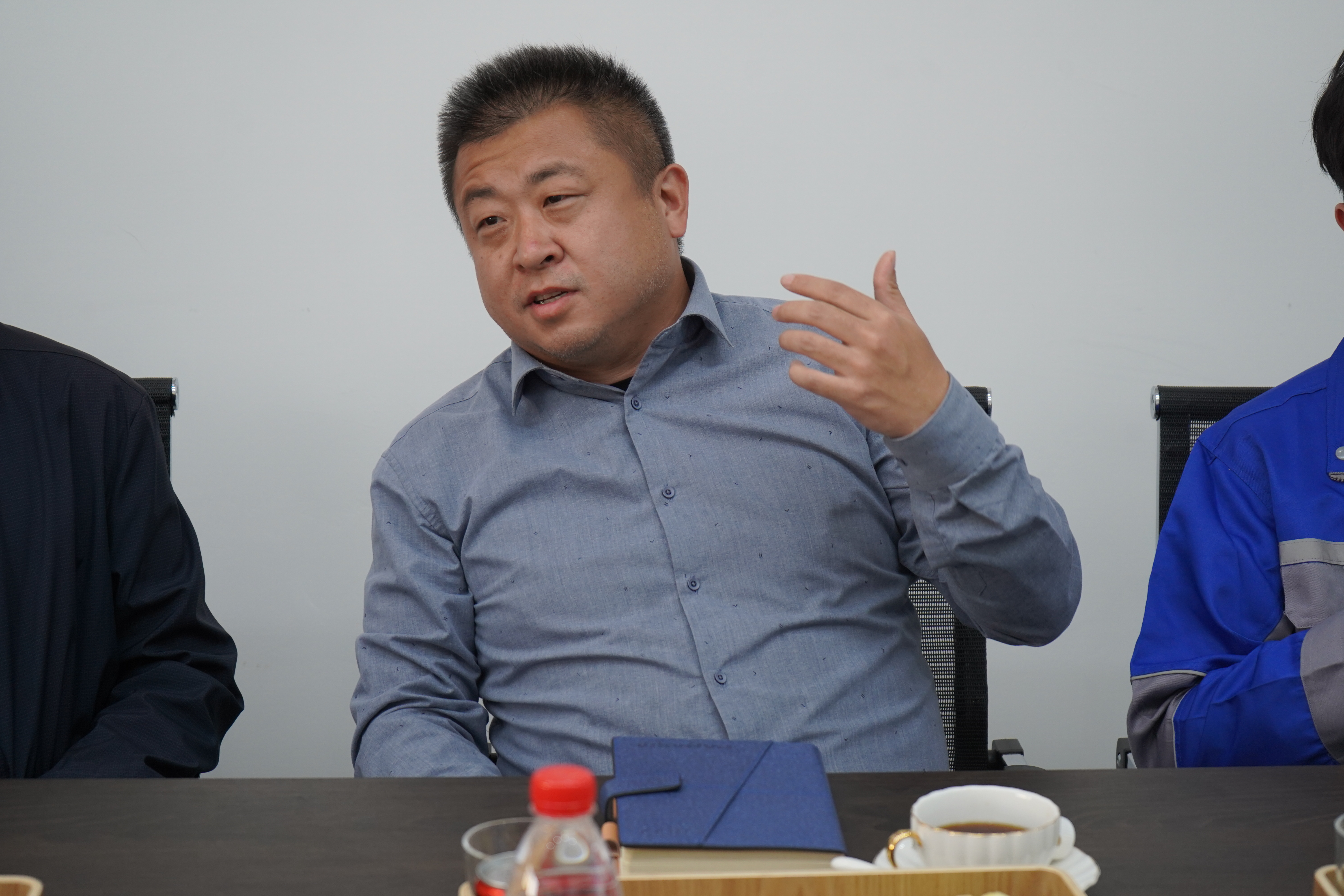 1681448467781007.jpg 图3 董事长为座谈会提出的问题进行解答.JPG