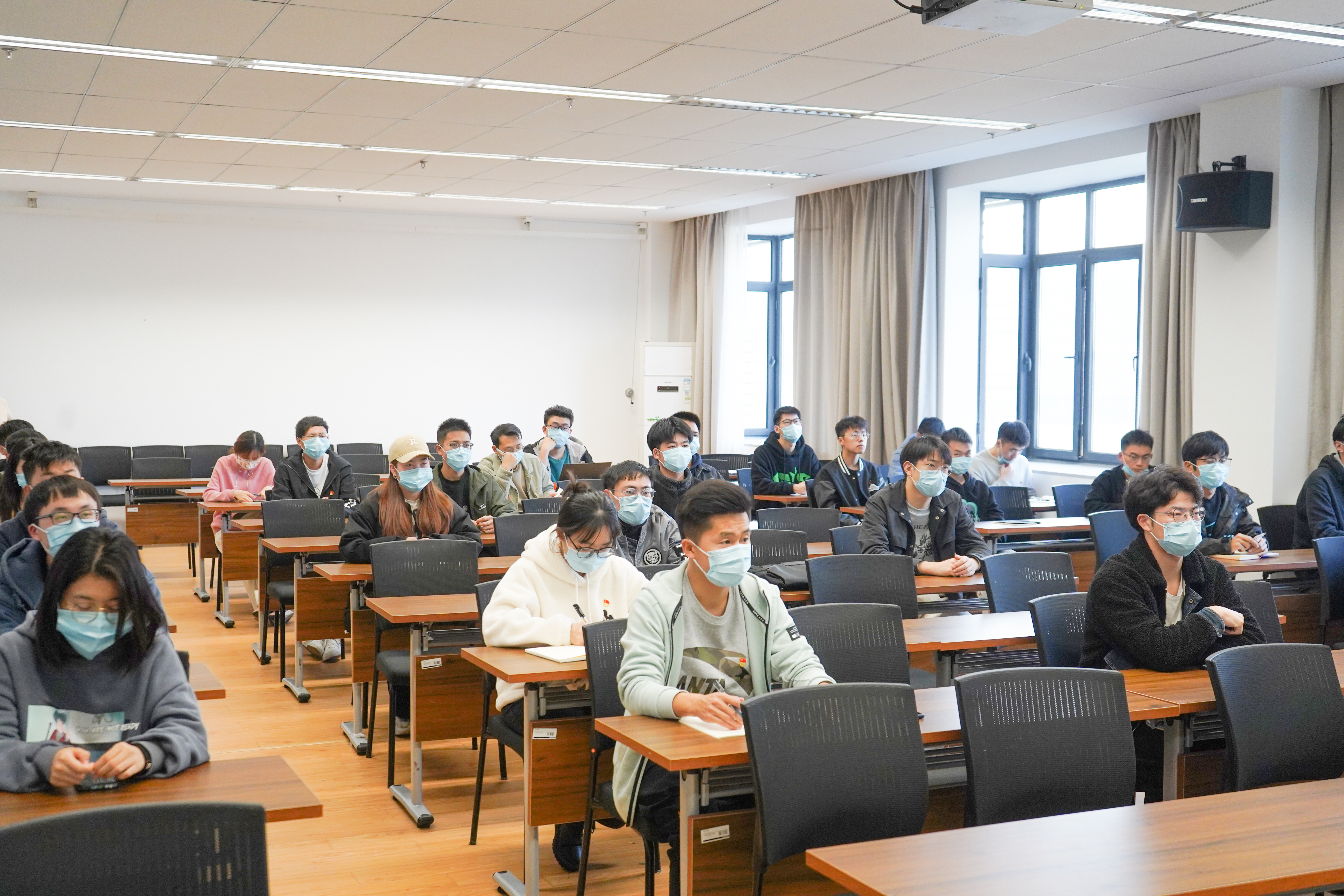 1669703586698736.jpg 1669703586698736.jpg