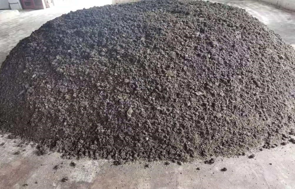 1630036683267088.jpg 图为凉堂堆积发酵的过程.jpg